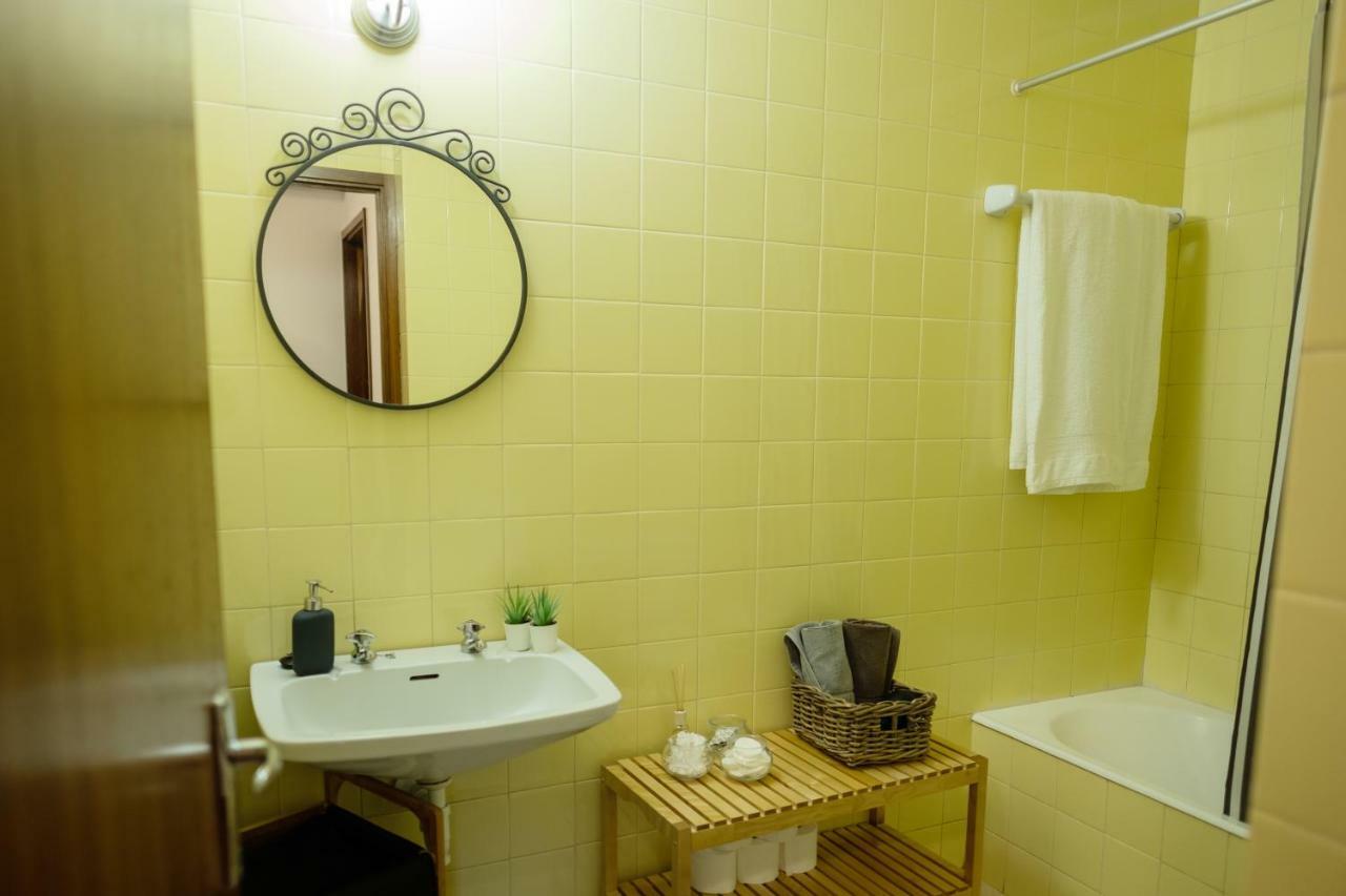 Cozy 3 Room Apartment In Penafiel Centre 外观 照片